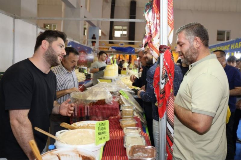 Gıda Fuarı önce gözü, sonra mideleri doyurdu