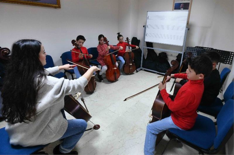 İlk ders ilk heyecan: “Her Çocuğa Sanat” projesi başladı