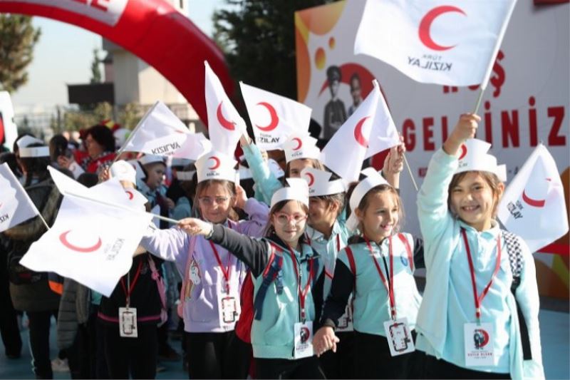 Kızılay Haftası ülke geneli coşkuyla kutlandı