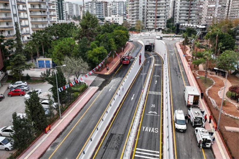 Dikenli yol alt geçidi “maşallah” dedirtti