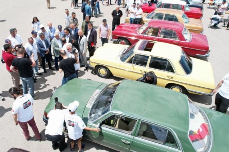 Mercedes tutkunları Afyonkarahisar’da buluştu