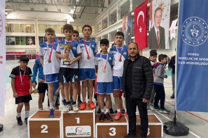 Osmangazili badmintonculardan yeni başarı