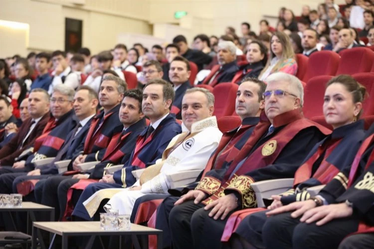 ERÜ’de tıp öğrencilerinin beyaz önlük heyecanı