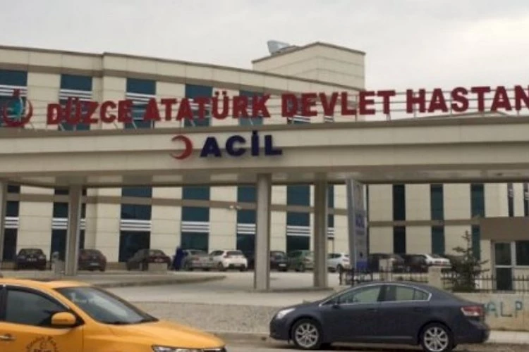 Düzce’de çatıdan düşen işçi ağır yaralandı