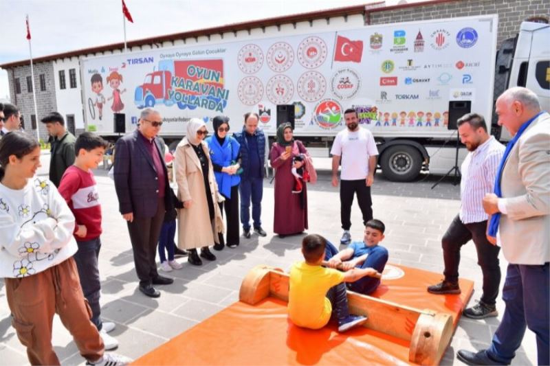 Deprem çocukları Diyarbakır