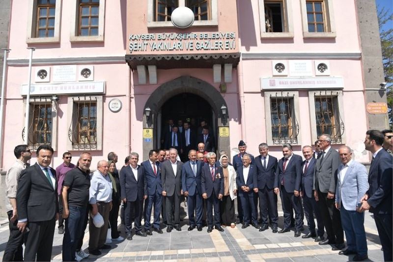 Kayseri protokolü bayramlaşma töreninde