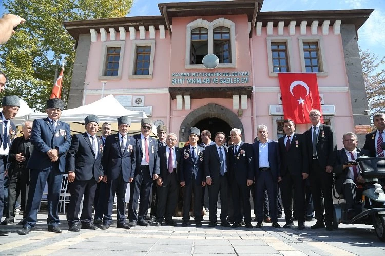 Kayseri protokolü gazileri unutmadı