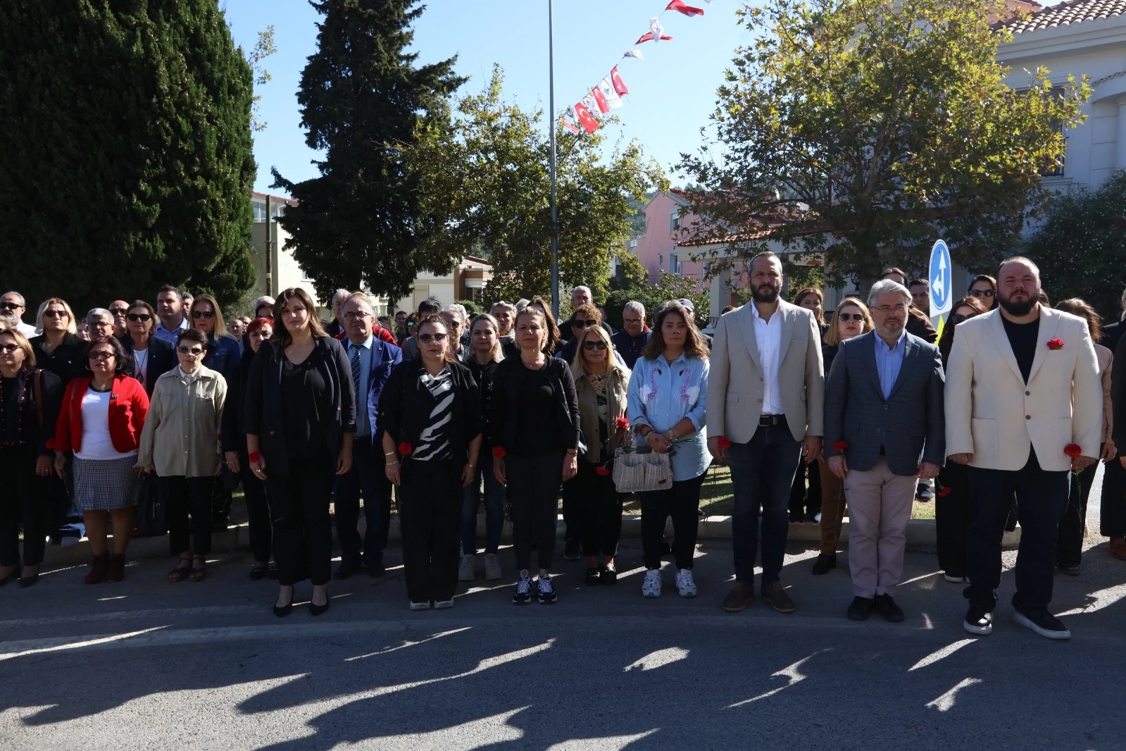 Ahmet Taner Kışlalı Güzelbahçe’de anıldı