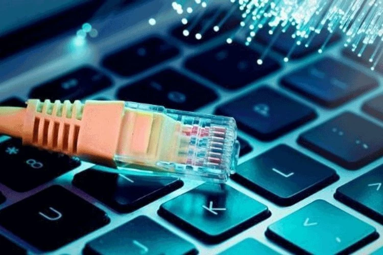 Günde ortalama 7 saat internetteyiz... Nüfusumuzun yüzde 94