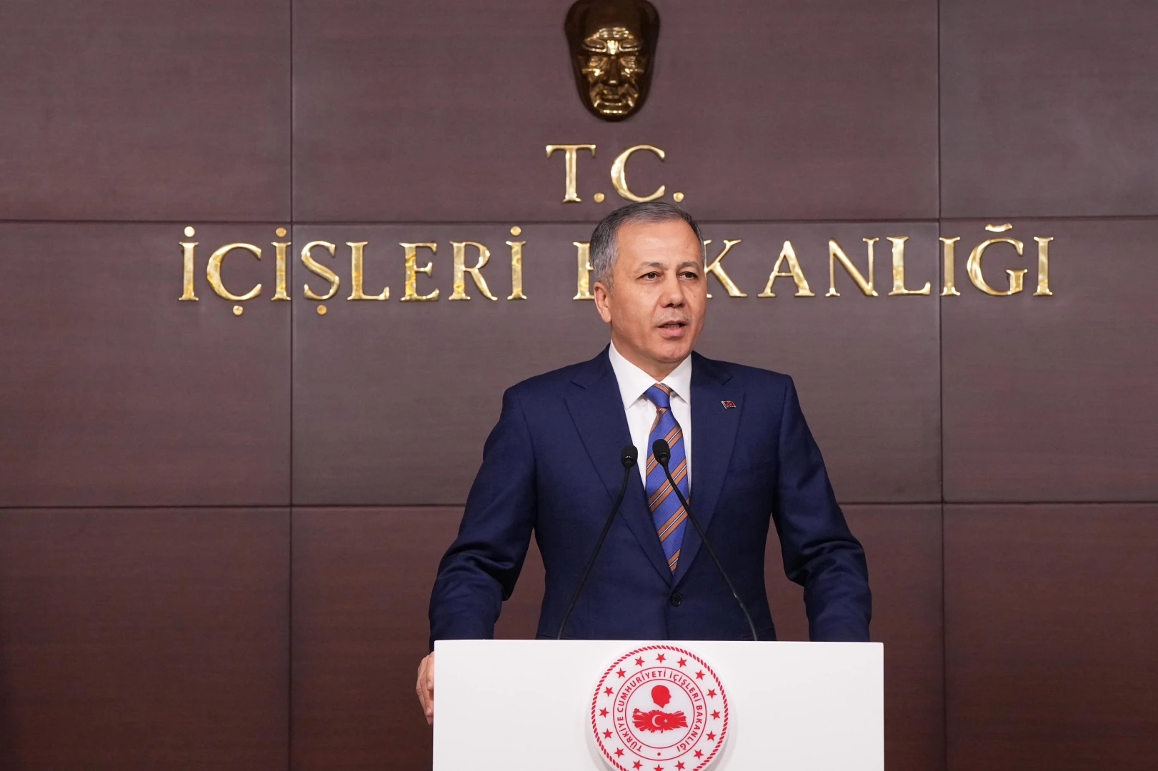 Bakan Yerlikaya: Manisa