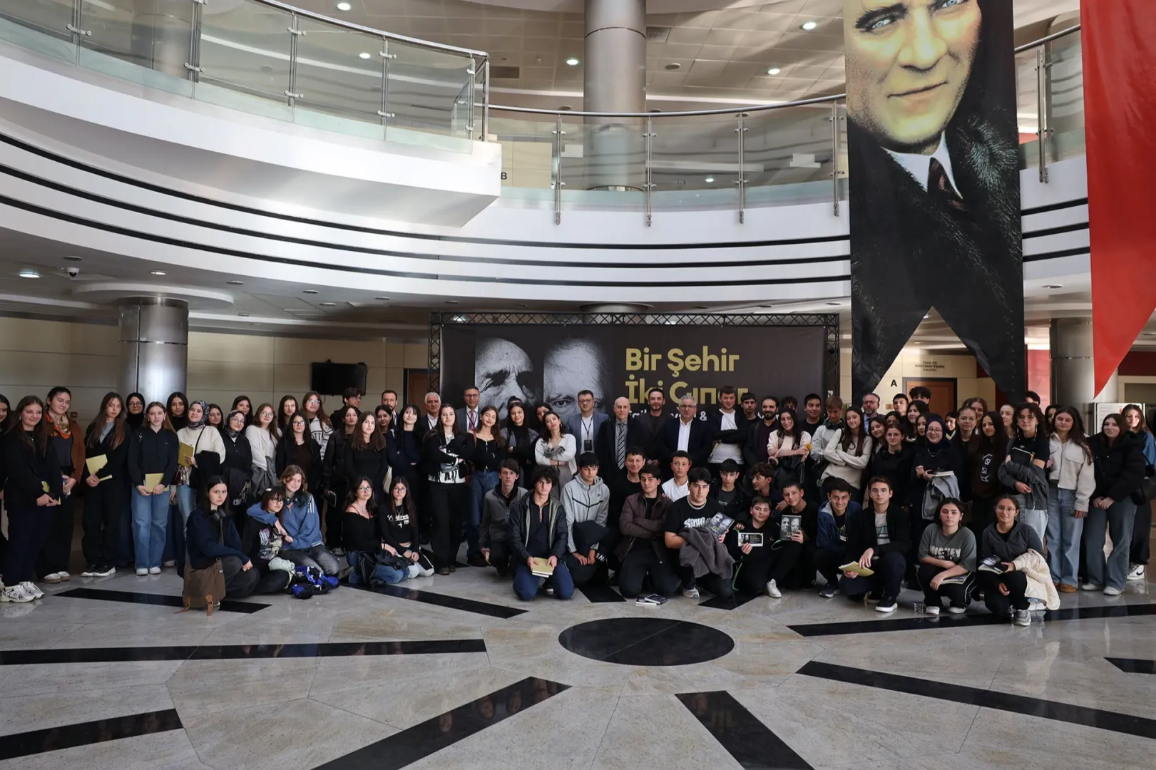 Sakarya’da iki çınara vefa