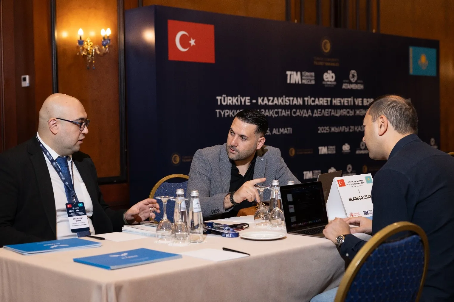 Egeli ihracatçılardan Kazakistan