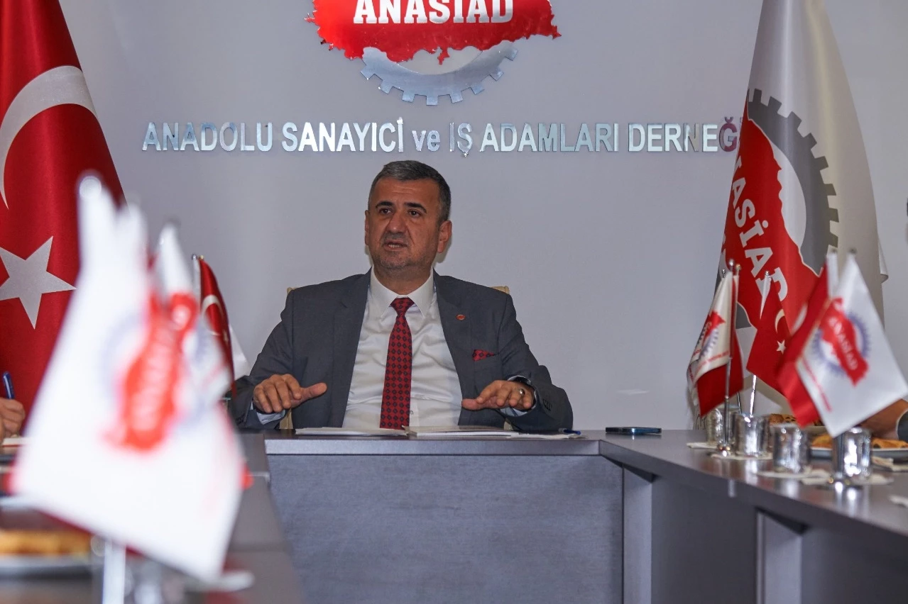 ANASİAD’da Hakan Birkan güven tazeledi