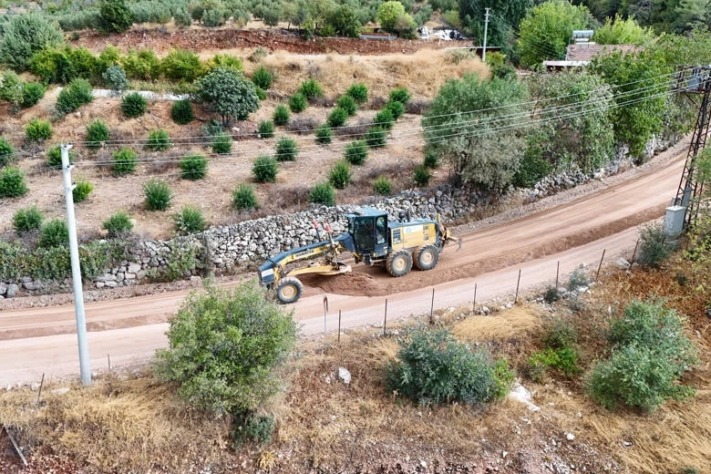 Antalya’nın kırsalında asfalt seferberliği