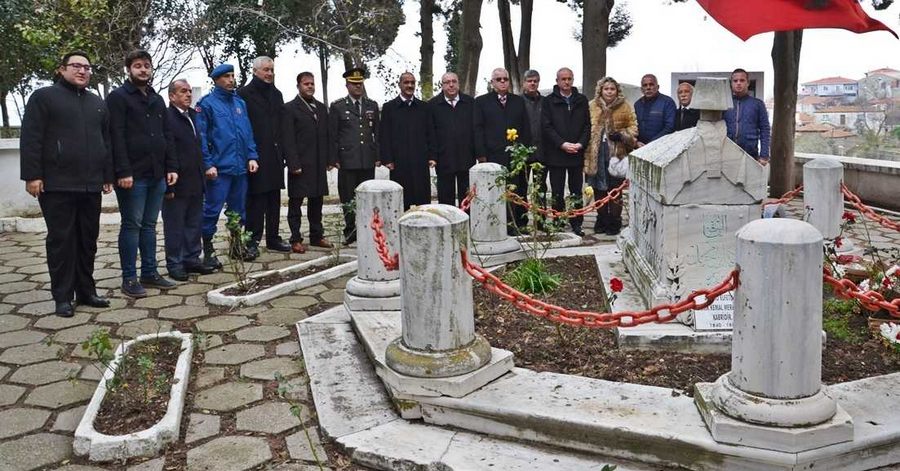 Namık Kemal kabri başında anıldı