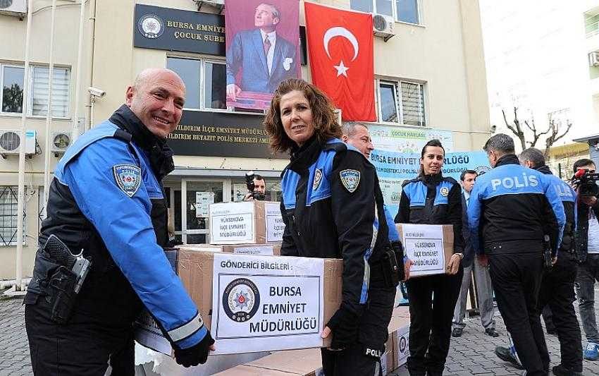 Bursa polisinden örnek hareket!