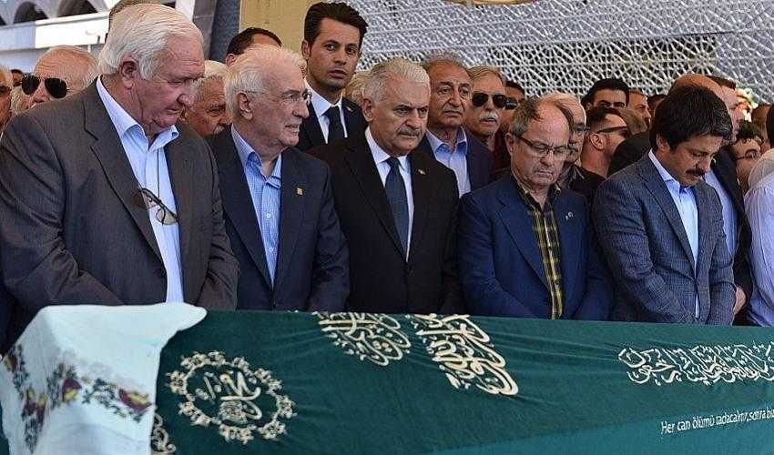 Binali Yıldırım cenaze namazına katıldı