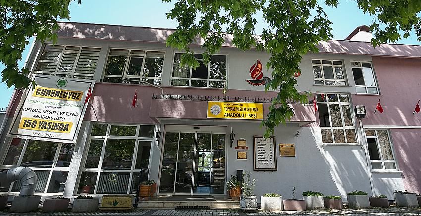 150 yıllık lise Bursa sanayisine güç veriyor