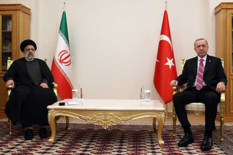 Cumhurbaşkanı Erdoğan, İrandaki mevkidaşı ile görüştü