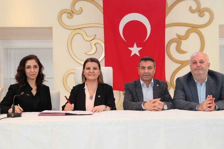 Kocaeli İzmit Belediyesinde promosyon imzası