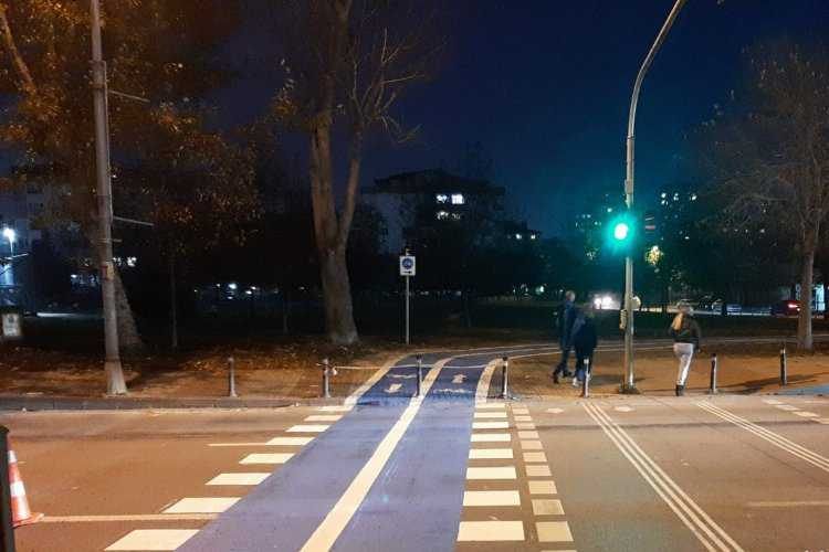 İstanbulda metro ulaşımına bisiklet yolu 