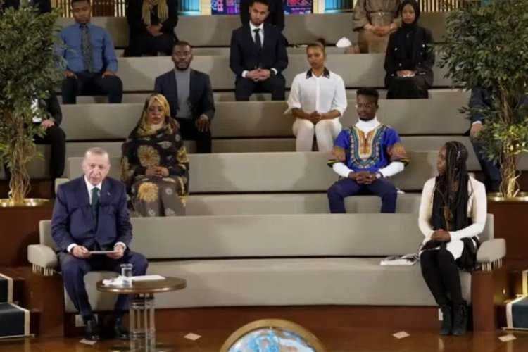 Erdoğan Afrikalı gençlerle buluştu