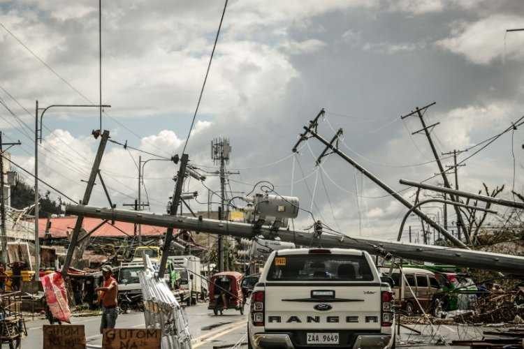 Filipinlerde tayfun felaketi!