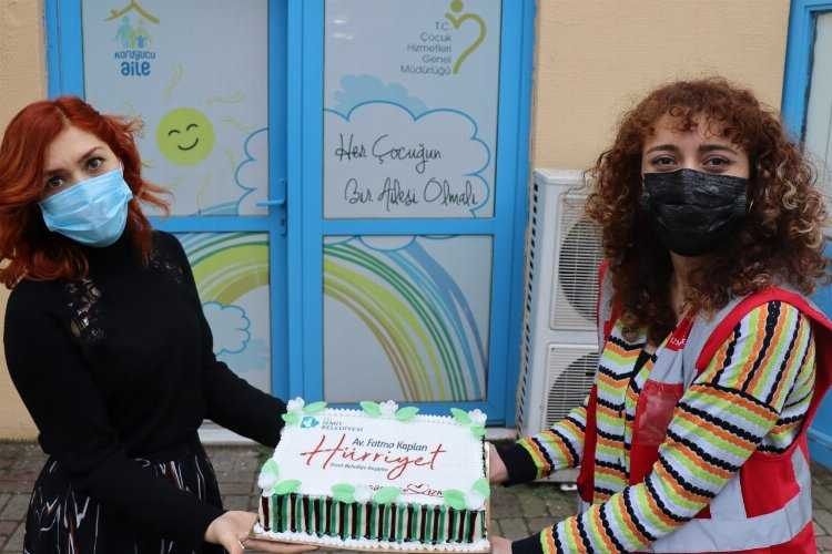 Kocaeli İzmit Belediyesi, yaşlıları ve çocukları yeni yılda unutmadı 