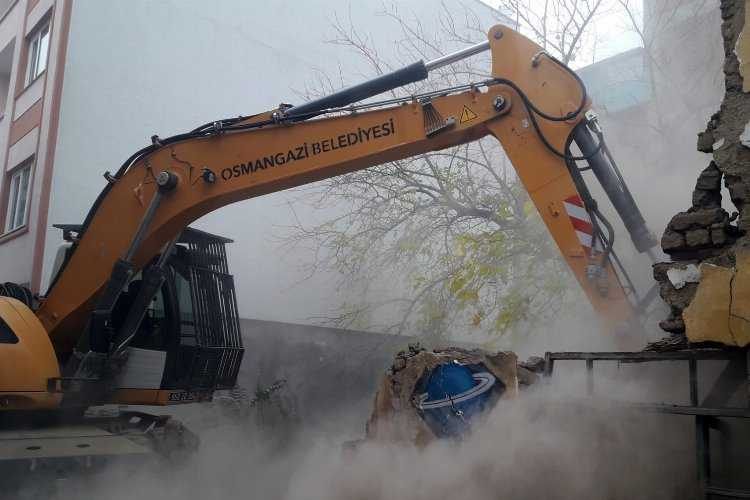 Bursa Osmangazide 1 yılda 107 metruk bina yıkıldı