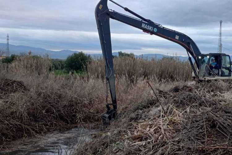 Manisa Akhisarda dere temizliği