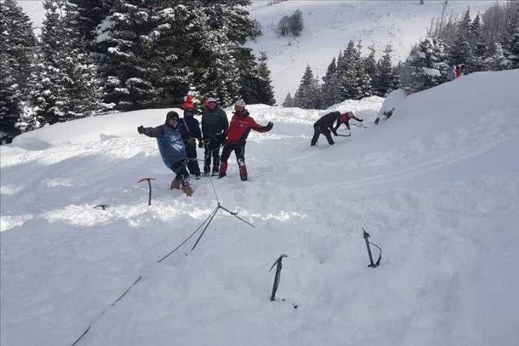 Bursa İnegölde dağcılık eğitimleri devam ediyor 