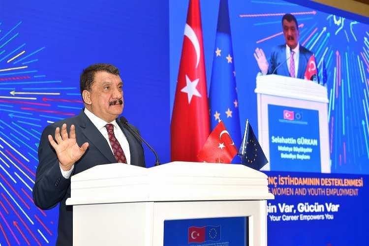 Malatyada  İş Gücü Piyasasına Sürdürülebilir Entegrasyonu Operasyonu konferansı yapıldı 