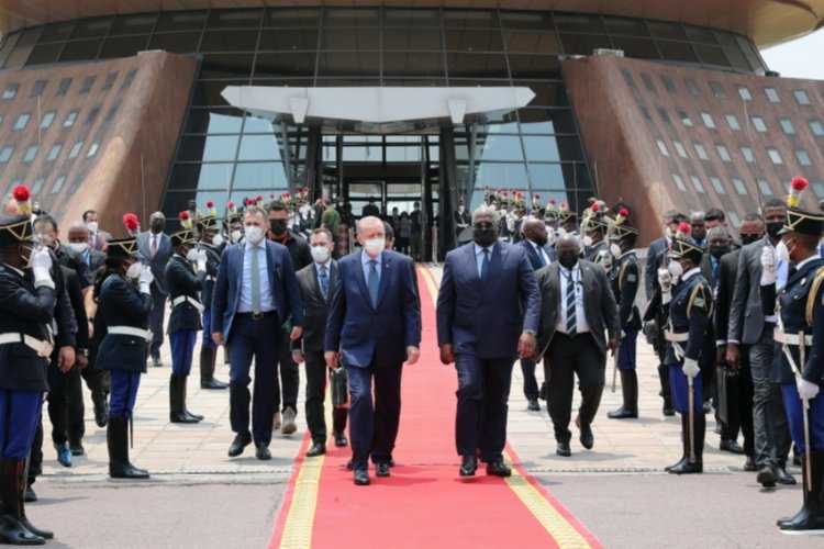 Cumhurbaşkanı Erdoğan Senegale geçti