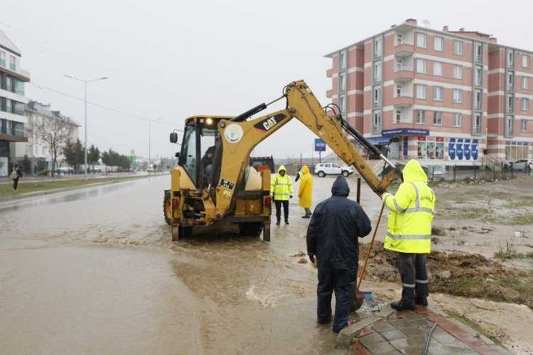 Kırklarelinde yağmur sonrası taşmalar yaşandı