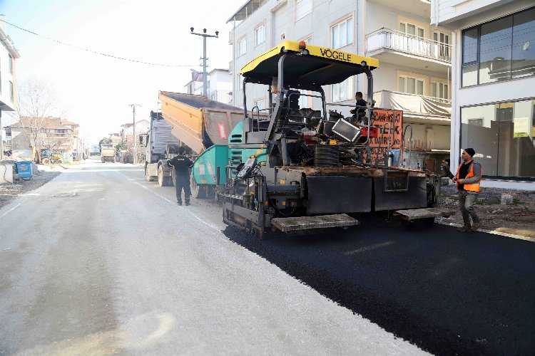 Kocaeli Kartepe Dumlupınar Mahallesinde üstyapı çalışmaları devam ediyor 