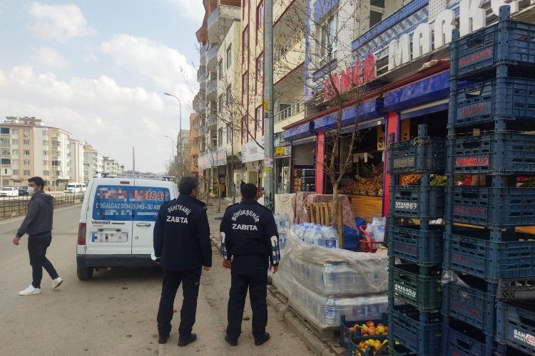 Gaziantepte zabıta ekipleri kaldırımları denetliyor 