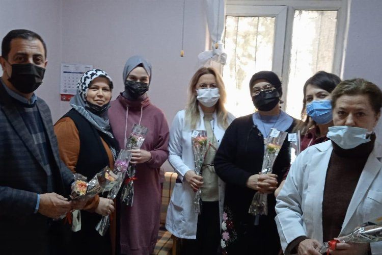 Bursa İznikte Bal-Göç kadın sağlıkçıları unutmadı