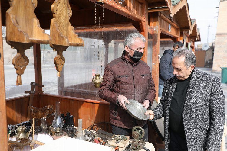 Kayseri Talasta antika pazarı heyecanı