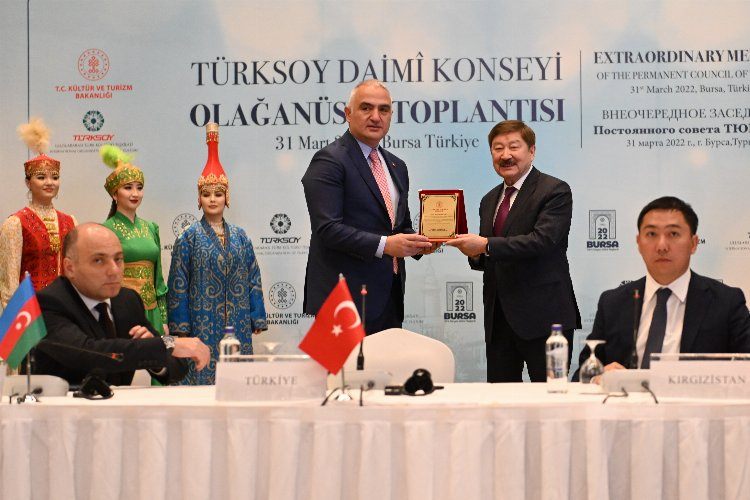 Türk Dünyası Kültür Başkenti sancağı Azerbaycana geçiyor