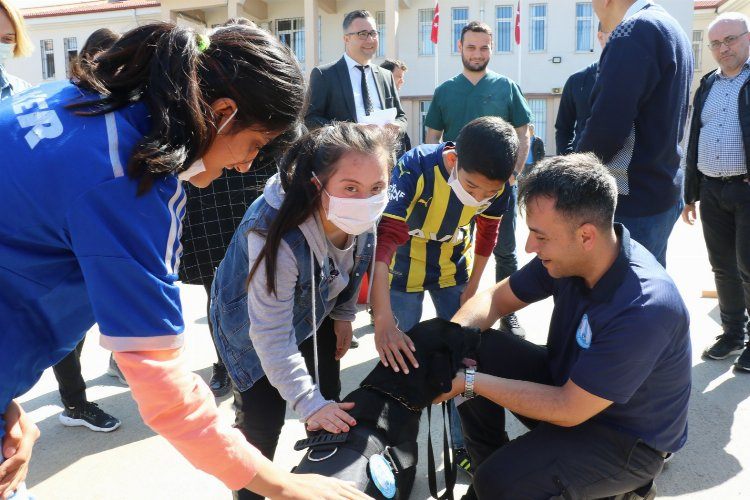 Özel öğrenciler Spil ve Üzüme büyük ilgi gösterdi