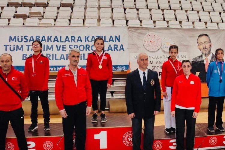 Yıldızlar Liginde Rizeli 3 karateci yarı finalde