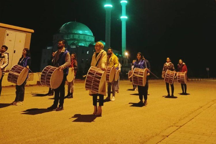 Niğdede 10 bin öğrenciye sahur eğlencesi 