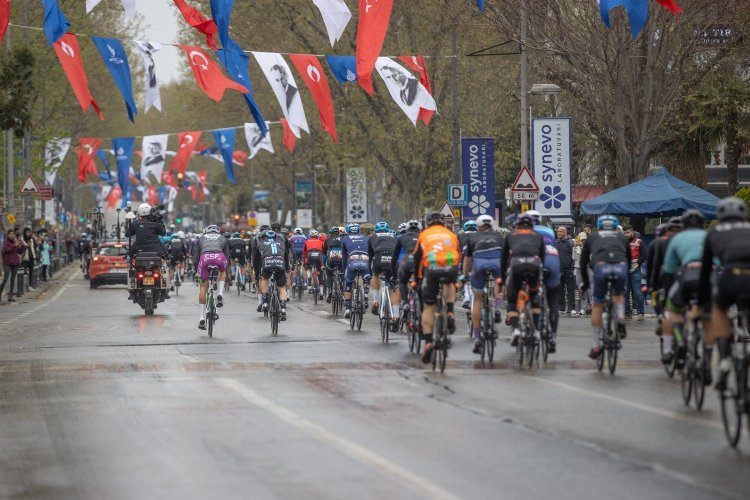 Tour of Türkiyenin kazananı Patrick Bevin oldu