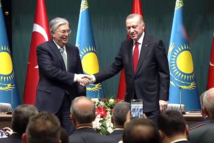 Kazakistanla yeni imzalar atıldı... Ticarette hedef 10 milyar dolar