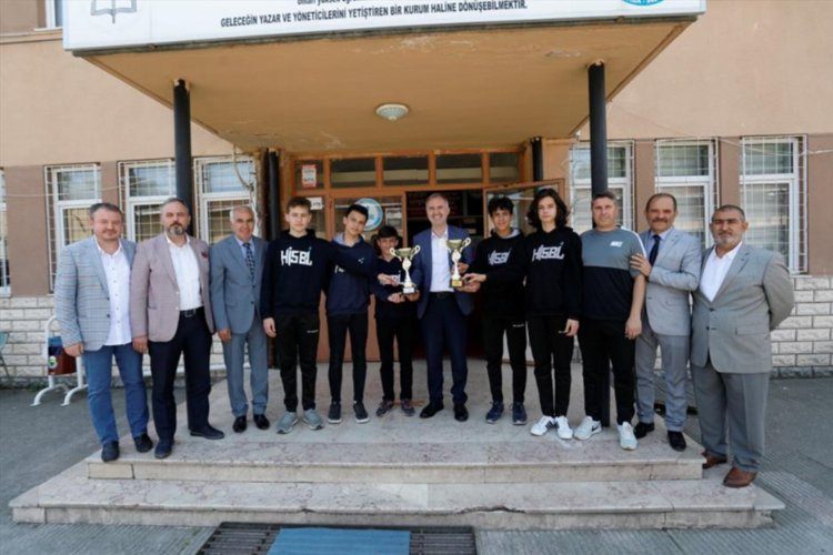 Bursa İnegölde Başkan Tabandan Türkiye şampiyonlarına ziyaret 