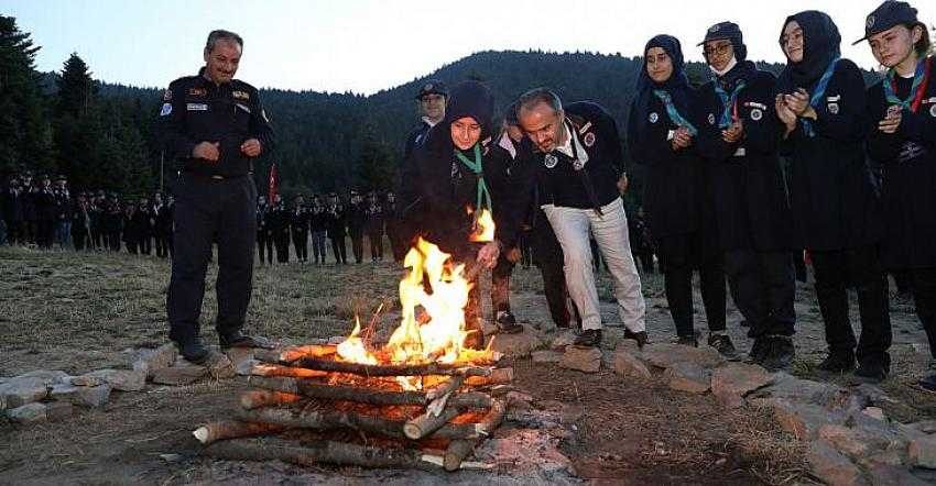 Başkan Alinur Aktaş, izcilik kampında