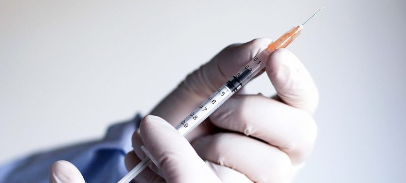 Pfizer ve BioNTech, Covid-19 aşısı için resmi başvuru yaptı