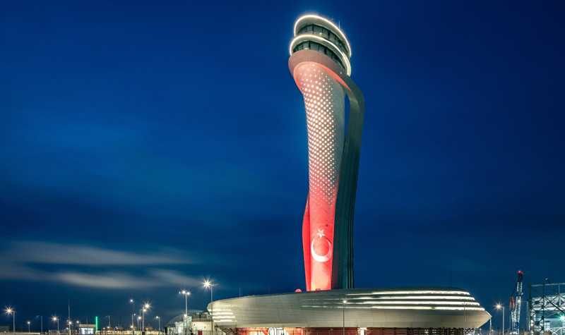İstanbul Havalimanı Kulesi kırmızı beyazla ışıklandırıldı