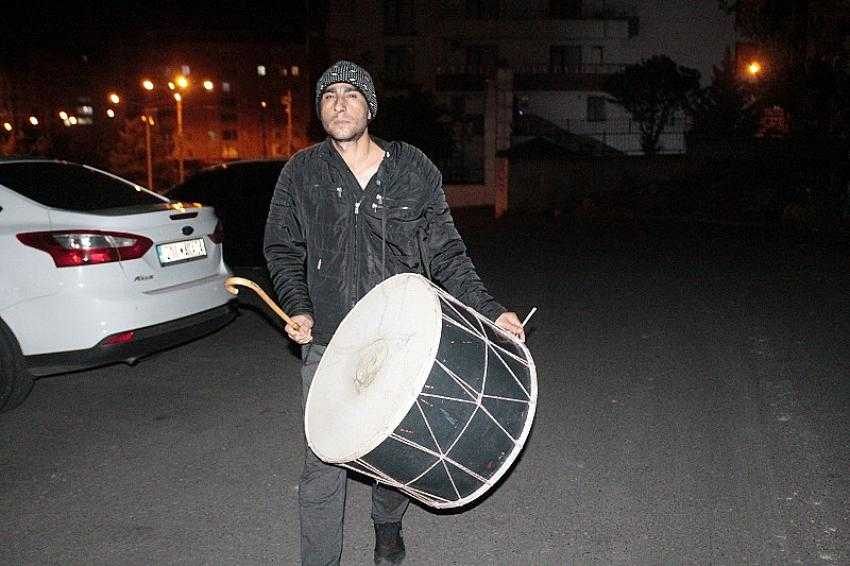 Korona virüs Diyarbakır’da ramazan davulcularını da vurdu