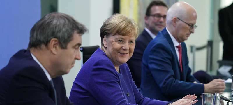 Almanya, korona önlemlerini gevşetmeye devam ediyor